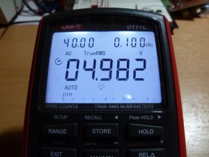 UT71C AC Voltage Measurement - 5V RMS